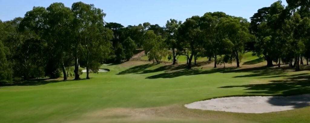 yarra bend golf hole 16